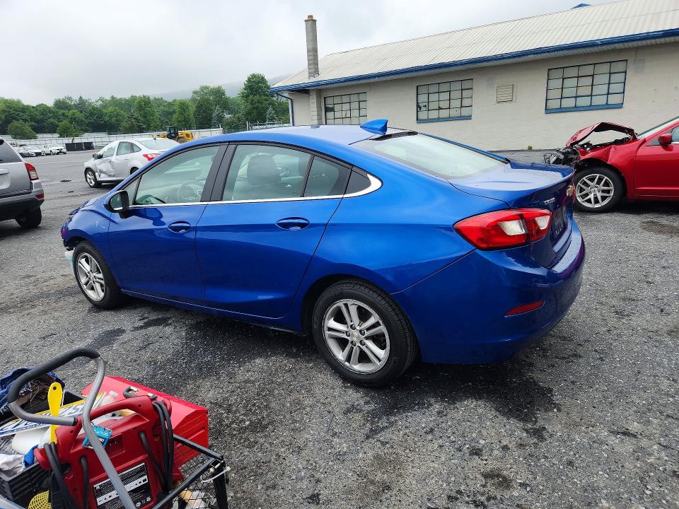 60042196 :رقم المزاد ، 1G1BE5SMXJ7248510 vin ، 2018 Chevrolet Cruze مزاد بيع