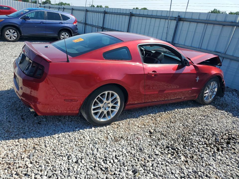 60926736 :رقم المزاد ، 1ZVBP8AM0E5211548 vin ، 2014 Ford Mustang مزاد بيع