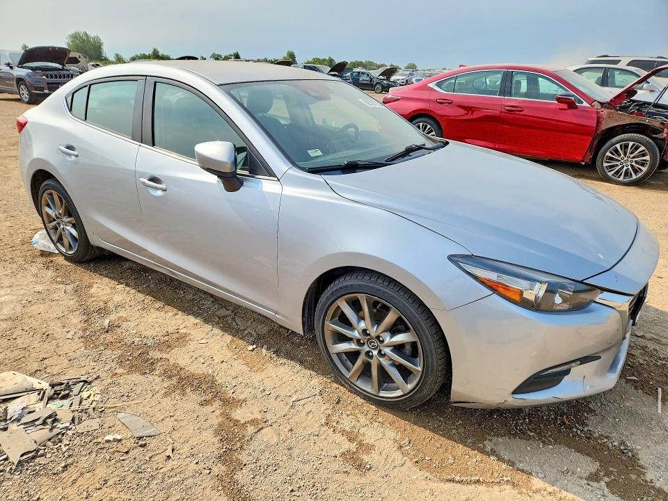 Aukcja sprzedaży 2018 Mazda 3, vin: 3MZBN1V36JM209810, numer aukcji: 62397306