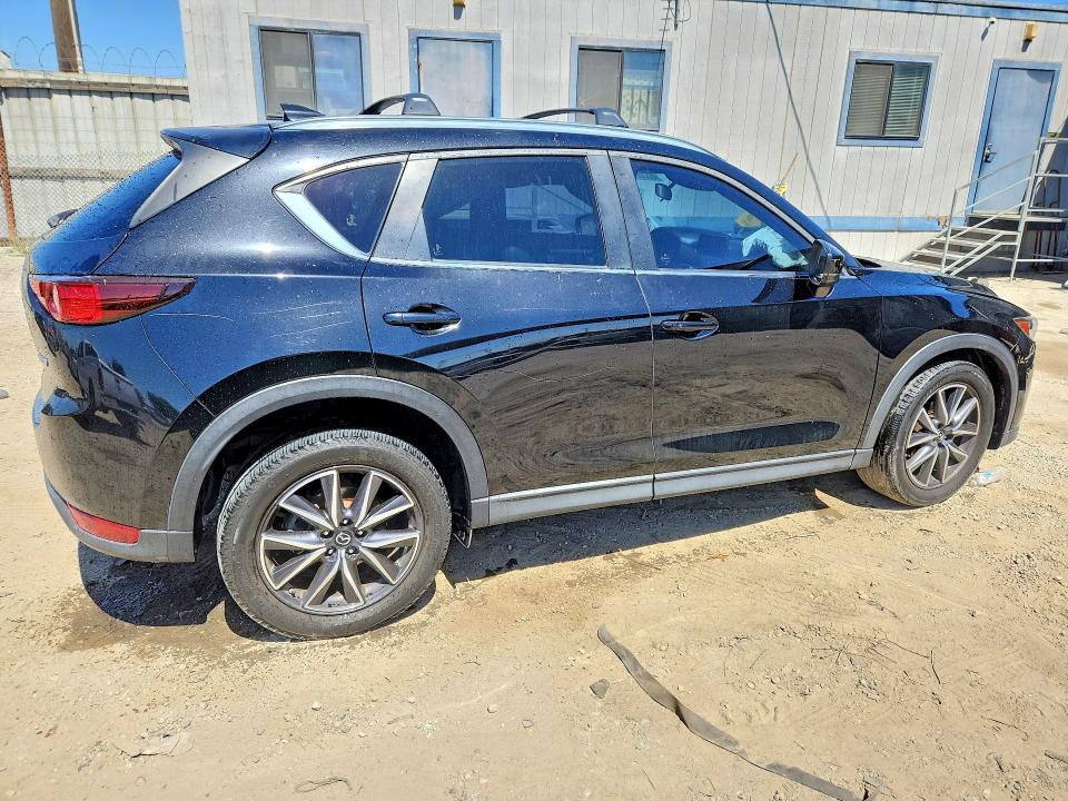 2018 Mazda Cx-5 მანქანა იყიდება აუქციონზე, vin: JM3KFACM9J1379644, აუქციონის ნომერი: 63206526
