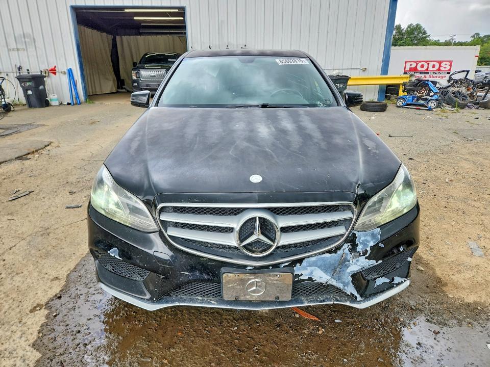 Продажа на аукционе авто 2016 Mercedes-benz E, vin: WDDHF5KBXGB267857, номер лота: 85603815