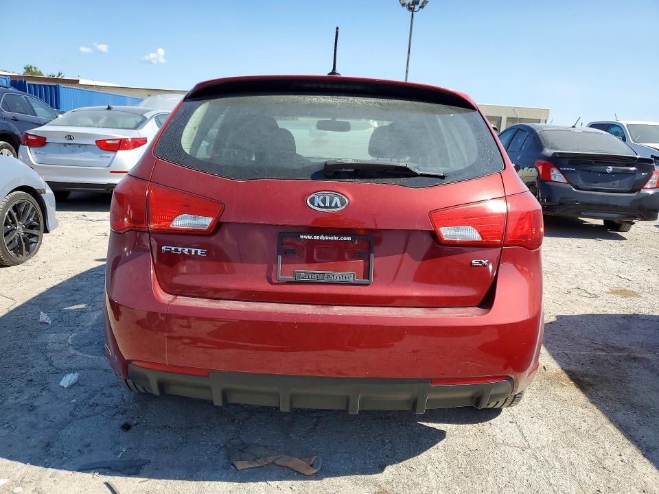 61950766 :رقم المزاد ، KNAFU5A26B5402927 vin ، 2011 Kia Forte5 مزاد بيع