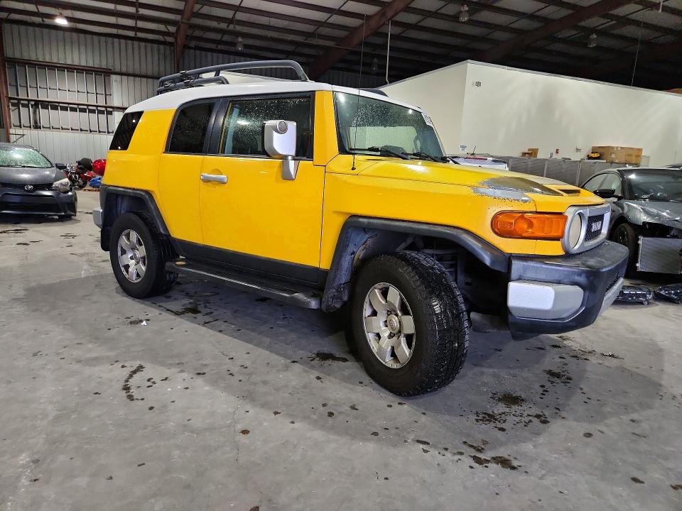 61021966 :رقم المزاد ، JTEZU11F08K007451 vin ، 2008 Toyota Fj Cruiser مزاد بيع