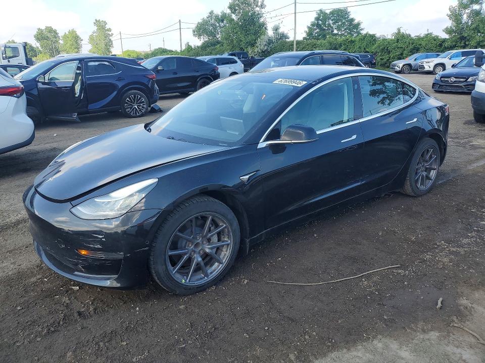 Продажа на аукционе авто 2018 Tesla Model 3, vin: 5YJ3E1EA2JF171468, номер лота: 62699946