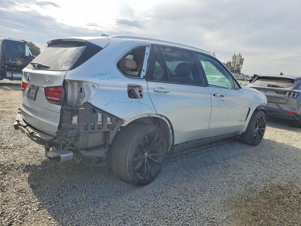 60716276 :رقم المزاد ، 5UXKR2C5XJ0Z20462 vin ، 2018 Bmw X5 مزاد بيع