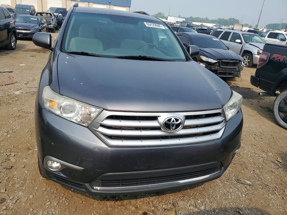 Продаж на аукціоні авто 2013 Toyota Highlander, vin: 5TDZA3EH4DS038922, номер лоту: 60429686