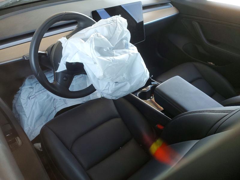 62060156 :رقم المزاد ، 5YJ3E1EA6KF308803 vin ، 2019 Tesla Model 3 مزاد بيع