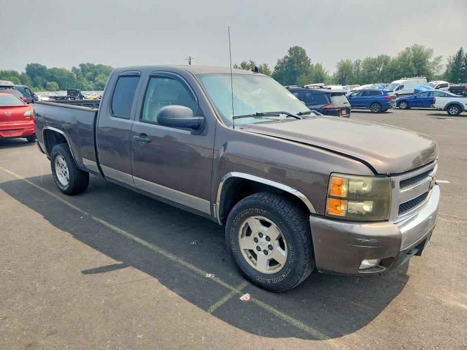 Продажа на аукционе авто 2007 Chevrolet Silverado, vin: 1GCEK19077E567893, номер лота: 62295996