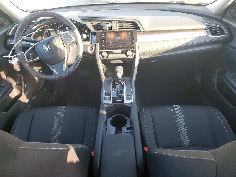 60951326 :رقم المزاد ، 19XFC2F71JE037939 vin ، 2018 Honda Civic مزاد بيع