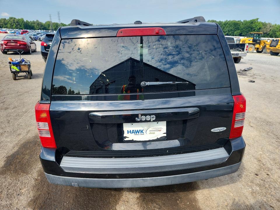 60220236 :رقم المزاد ، 1C4NJPFA3ED851110 vin ، 2014 Jeep Patriot مزاد بيع