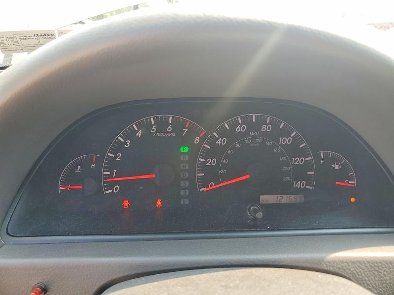62828826 :رقم المزاد ، 4T1BE32KX5U091879 vin ، 2005 Toyota Camry مزاد بيع