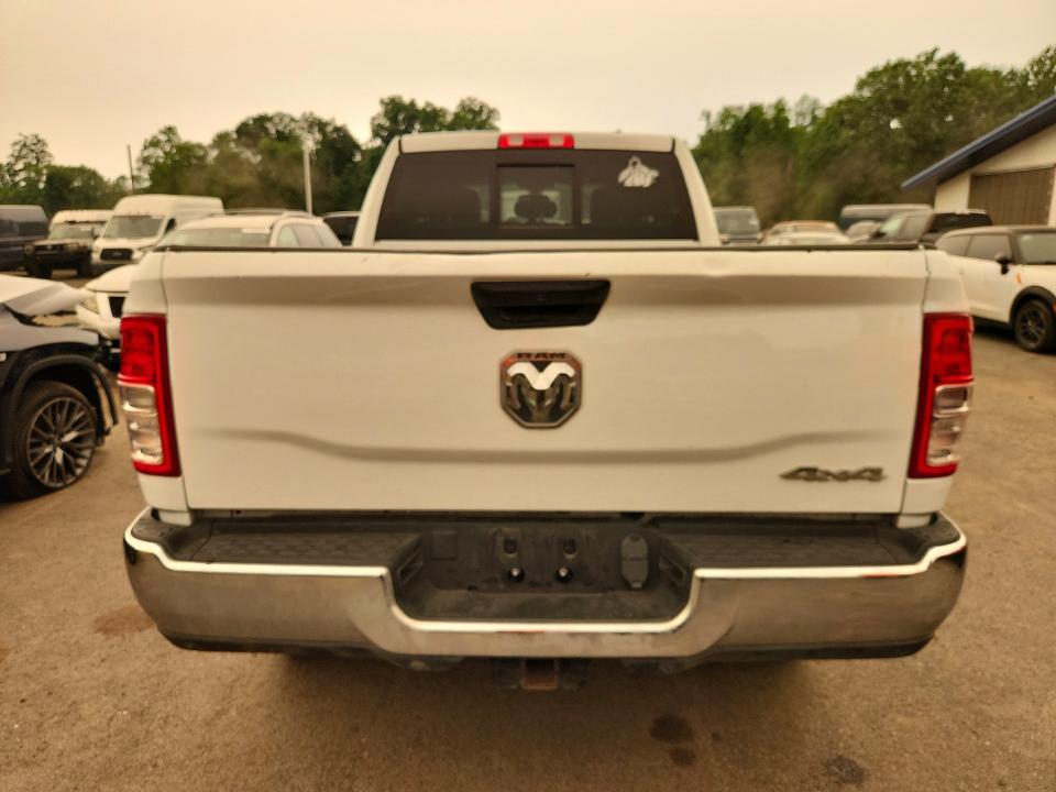 61473656 :رقم المزاد ، 3C6UR5CJ3RG125695 vin ، 2024 Ram 2500 مزاد بيع