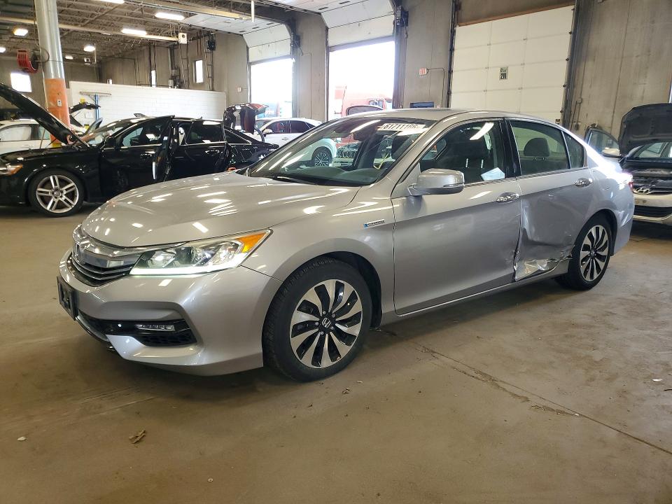 61711166 :رقم المزاد ، JHMCR6F53HC028912 vin ، 2017 Honda Accord مزاد بيع