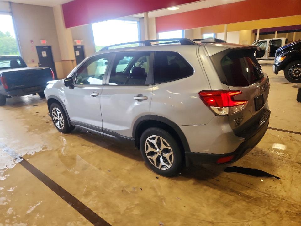 Продажа на аукционе авто 2020 Subaru Forester, vin: JF2SKAJC1LH601863, номер лота: 63194226