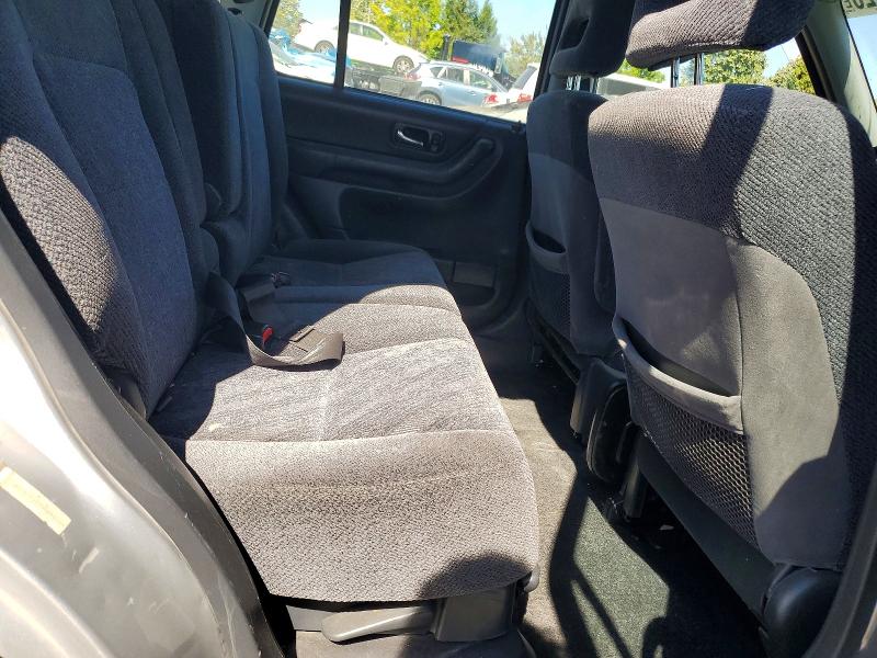 60007126 :رقم المزاد ، JHLRD1868YC014705 vin ، 2000 Honda Cr-v مزاد بيع