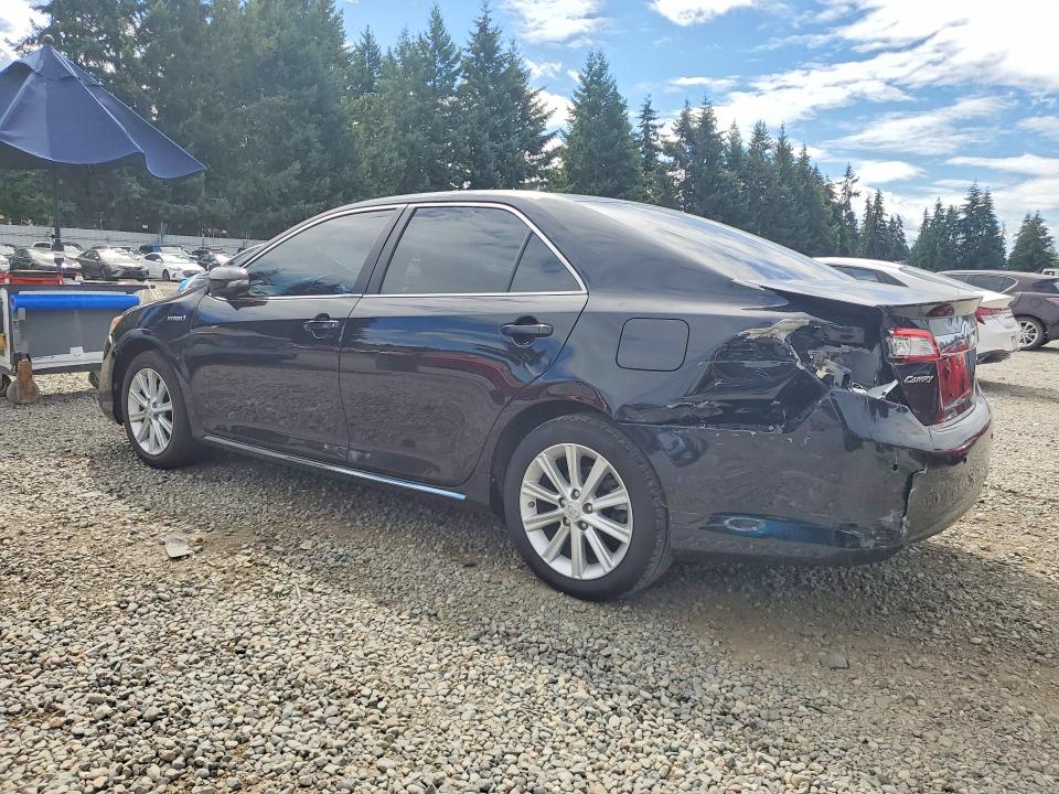 2014 Toyota Camry Hybrid მანქანა იყიდება აუქციონზე, vin: 4T1BD1FK3EU124481, აუქციონის ნომერი: 62667796