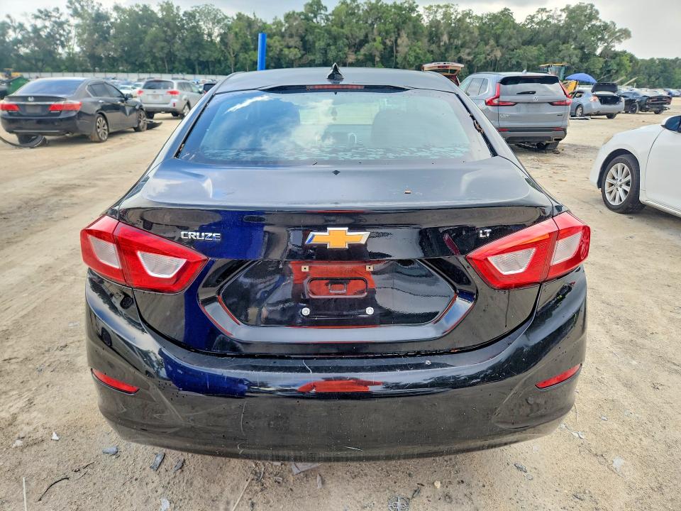 Продажа на аукционе авто 2018 Chevrolet Cruze, vin: 1G1BE5SMXJ7247258, номер лота: 61699116