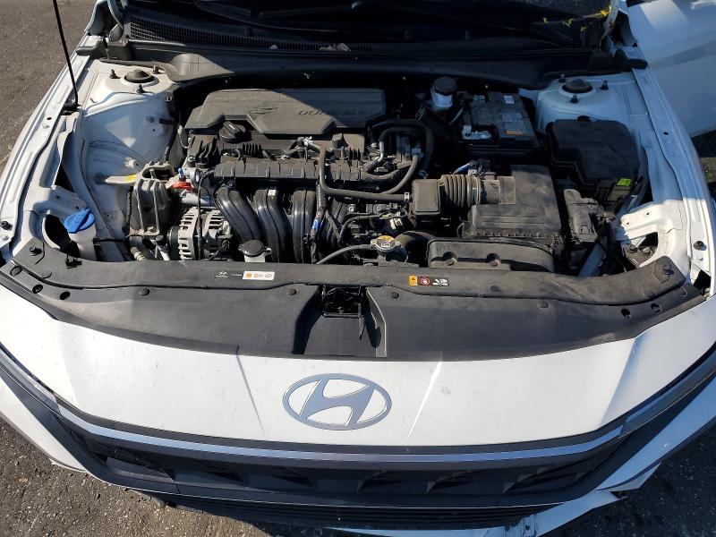 60712836 :رقم المزاد ، KMHLM4DG5RU637175 vin ، 2024 Hyundai Elantra مزاد بيع