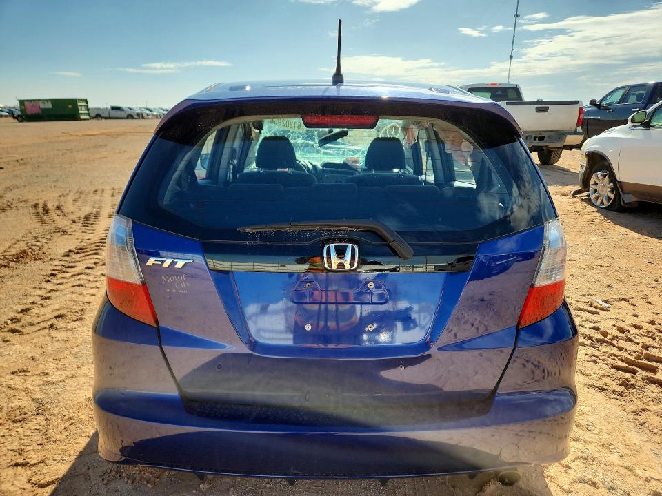 61202966 :رقم المزاد ، JHMGE8H46AC013694 vin ، 2010 Honda Fit مزاد بيع