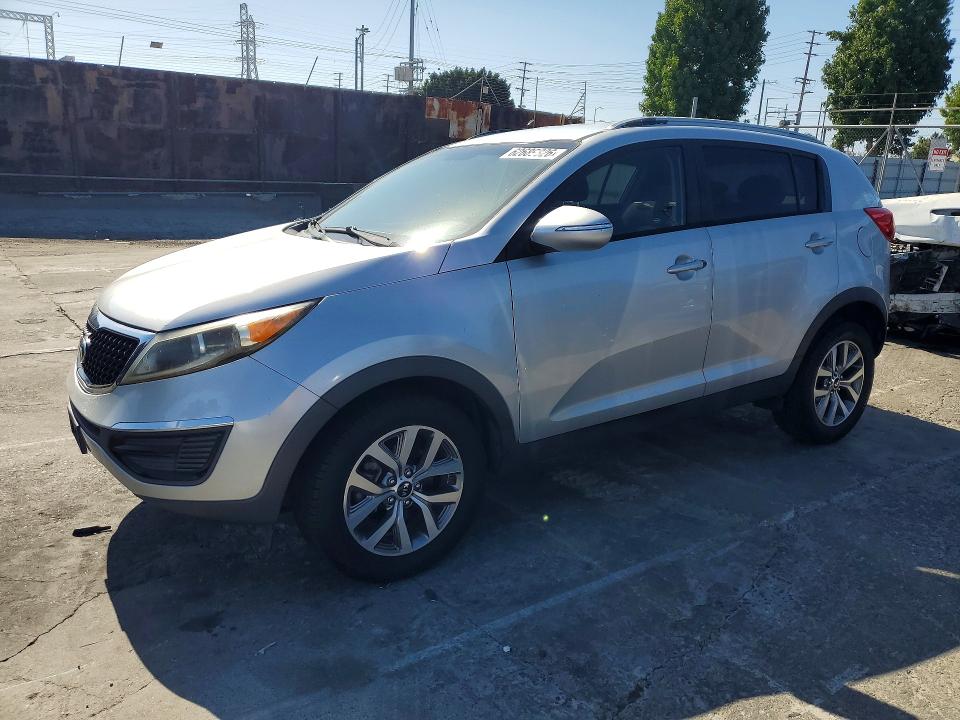 62689826 :رقم المزاد ، KNDPB3AC2E7616929 vin ، 2014 Kia Sportage مزاد بيع