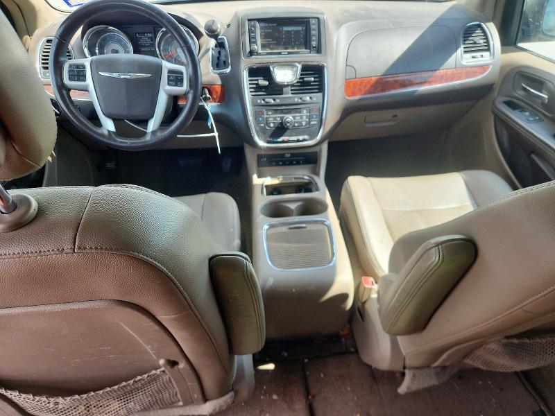 2015 Chrysler Town & Country მანქანა იყიდება აუქციონზე, vin: 2C4RC1CG2FR656874, აუქციონის ნომერი: 60251346