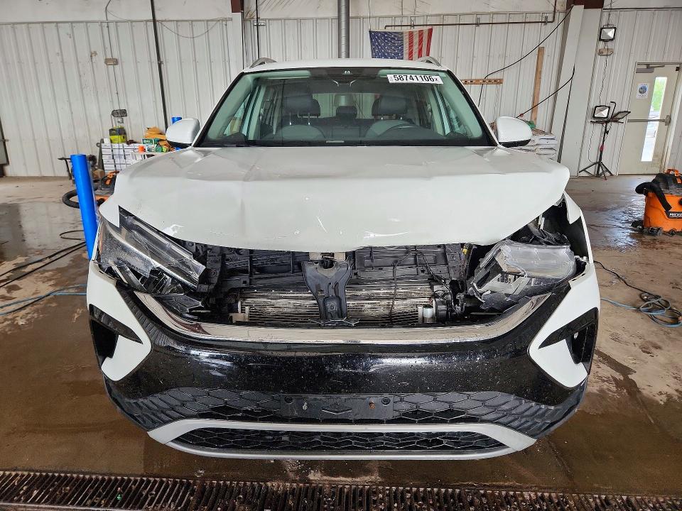 2022 Volkswagen Taos მანქანა იყიდება აუქციონზე, vin: 3VVYX7B2XNM023104, აუქციონის ნომერი: 58741106