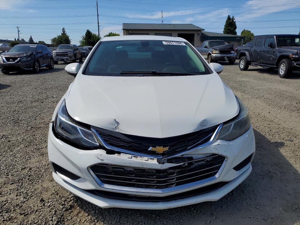 59671286 :رقم المزاد ، 1G1BE5SM0H7135997 vin ، 2017 Chevrolet Cruze مزاد بيع