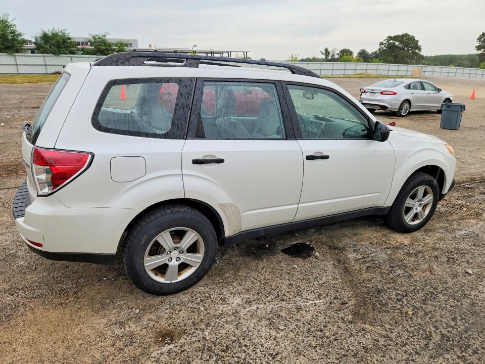 2011 Subaru Forester მანქანა იყიდება აუქციონზე, vin: JF2SHBBC9BH727695, აუქციონის ნომერი: 63583216