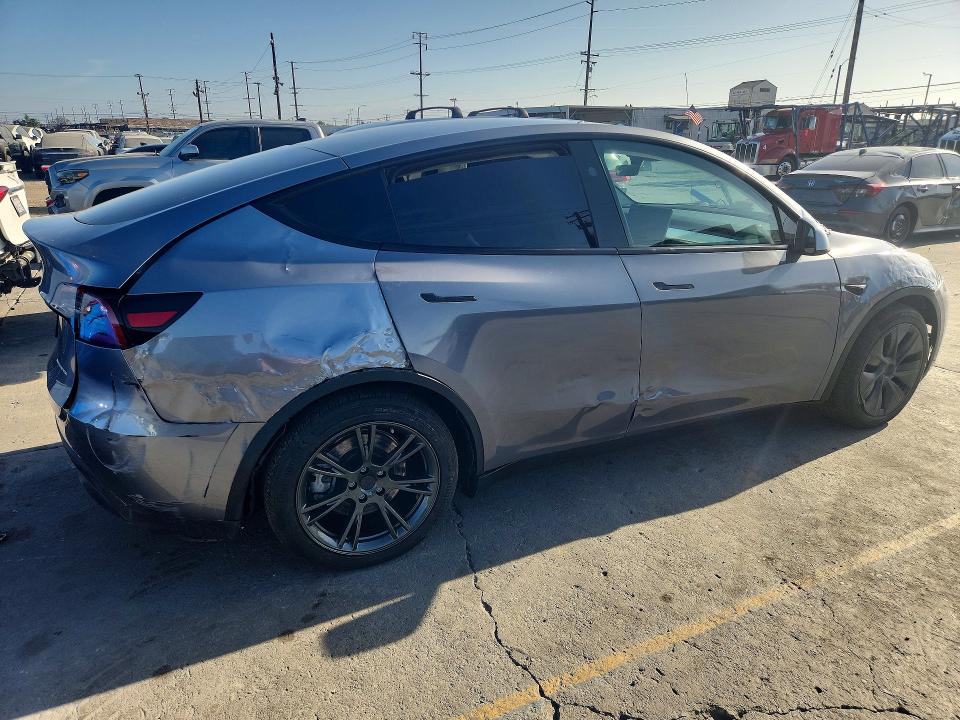 Продажа на аукционе авто 2025 Tesla Model Y, vin: 7SAYGDEE7SF240633, номер лота: 62609416