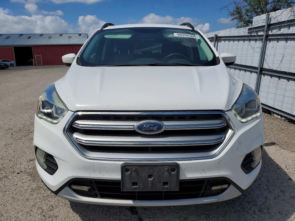 60204306 :رقم المزاد ، 1FMCU9GD0HUA70967 vin ، 2017 Ford Escape مزاد بيع