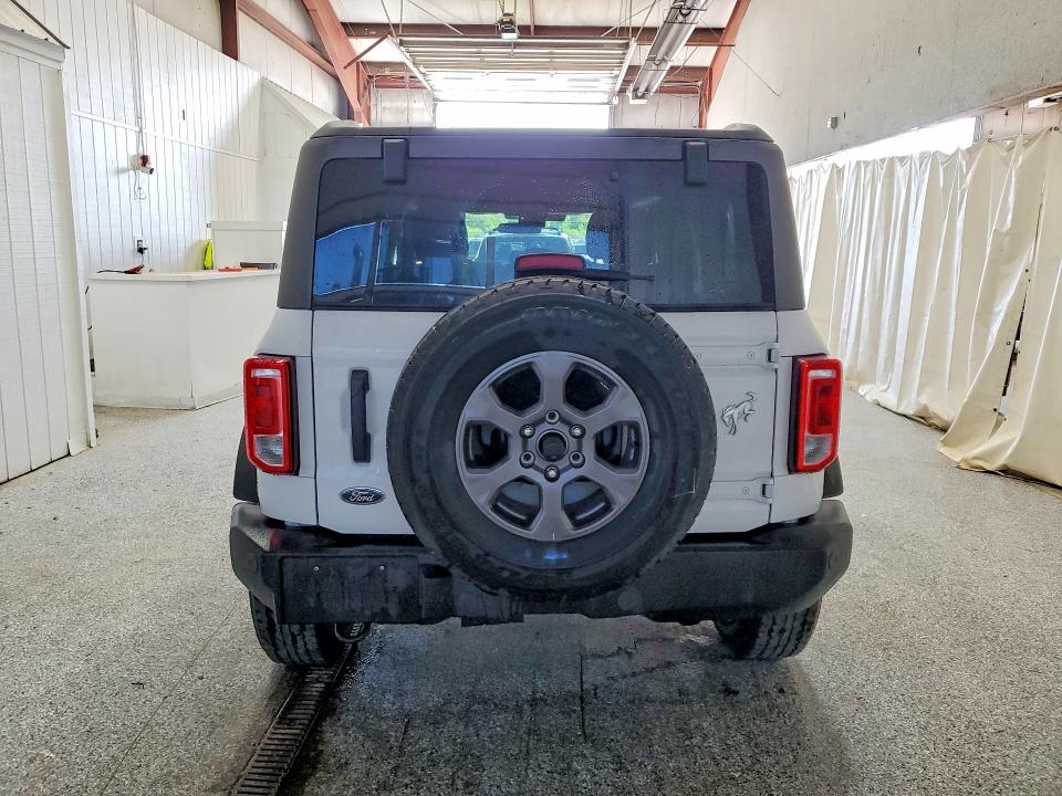 Продажа на аукционе авто 2025 Ford Bronco, vin: 1FMDE7BH8SLA57204, номер лота: 60931846