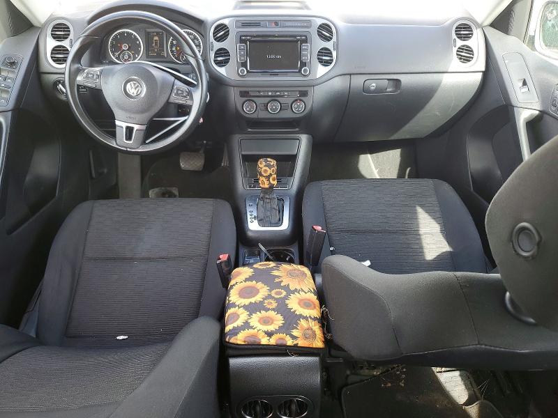 2015 Volkswagen Tiguan მანქანა იყიდება აუქციონზე, vin: WVGAV7AX2FW518896, აუქციონის ნომერი: 61879556