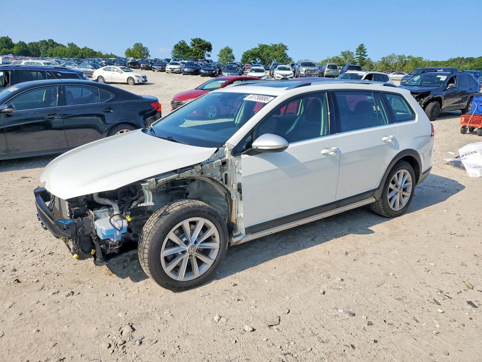 61759886 :رقم المزاد ، 3VWM17AUXKM512032 vin ، 2019 Volkswagen Golf Alltrack مزاد بيع