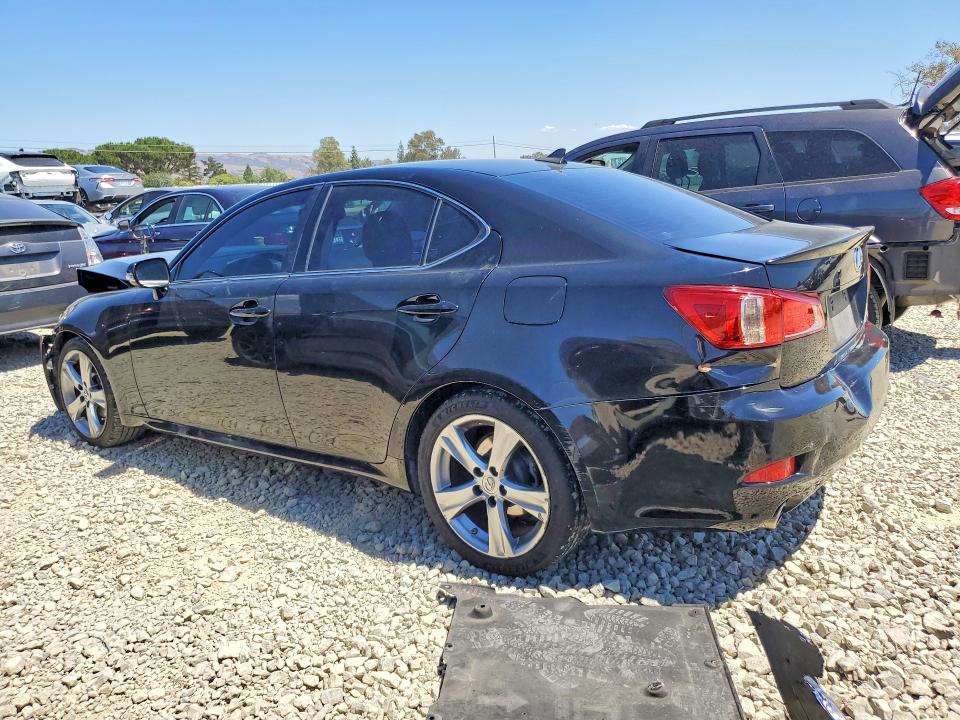 60717236 :رقم المزاد ، JTHBF5C2XB5151532 vin ، 2011 Lexus Is مزاد بيع