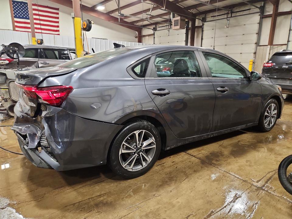 2024 Kia Forte მანქანა იყიდება აუქციონზე, vin: 3KPF24AD9RE835306, აუქციონის ნომერი: 59682276