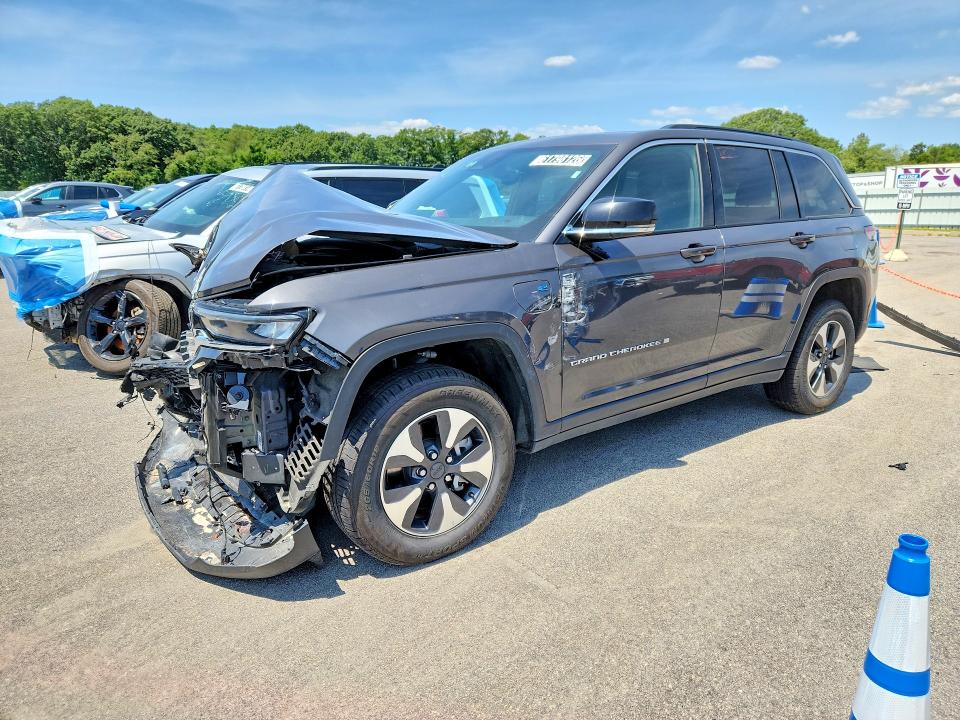 61798126 :رقم المزاد ، 1C4RJYB65RC115922 vin ، 2024 Jeep Grand Cherokee مزاد بيع