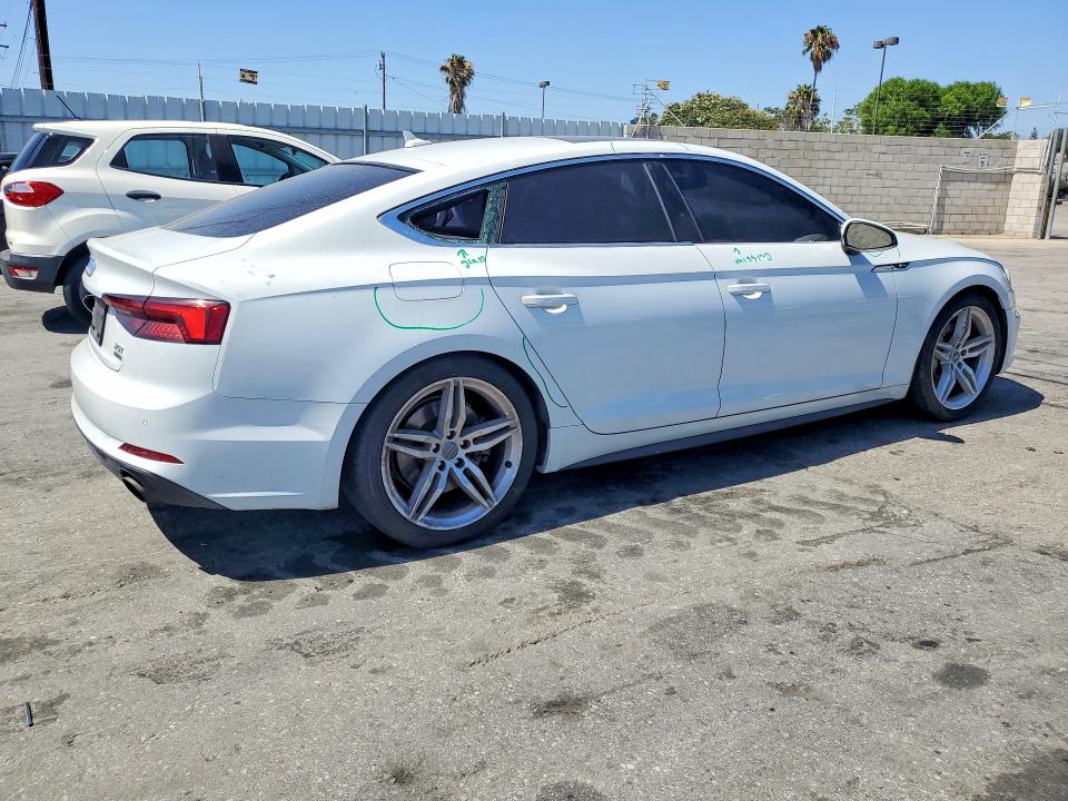 Продажа на аукционе авто 2018 Audi A5, vin: WAUENCF59JA046110, номер лота: 60011156