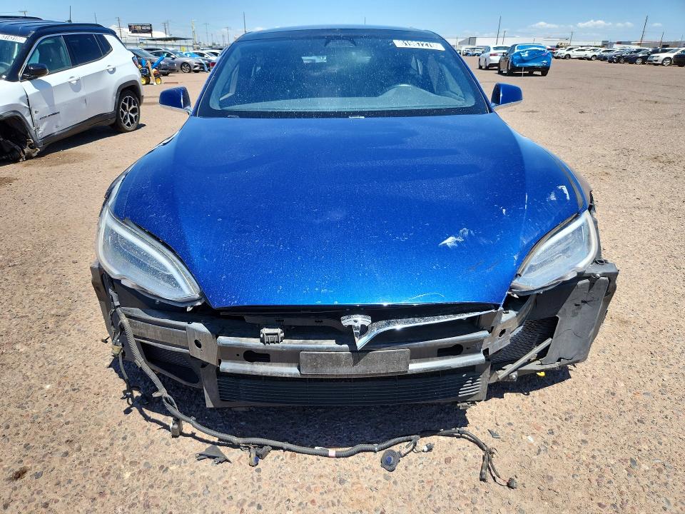 61987276 :رقم المزاد ، 5YJSA1E22HF192234 vin ، 2017 Tesla Model S مزاد بيع