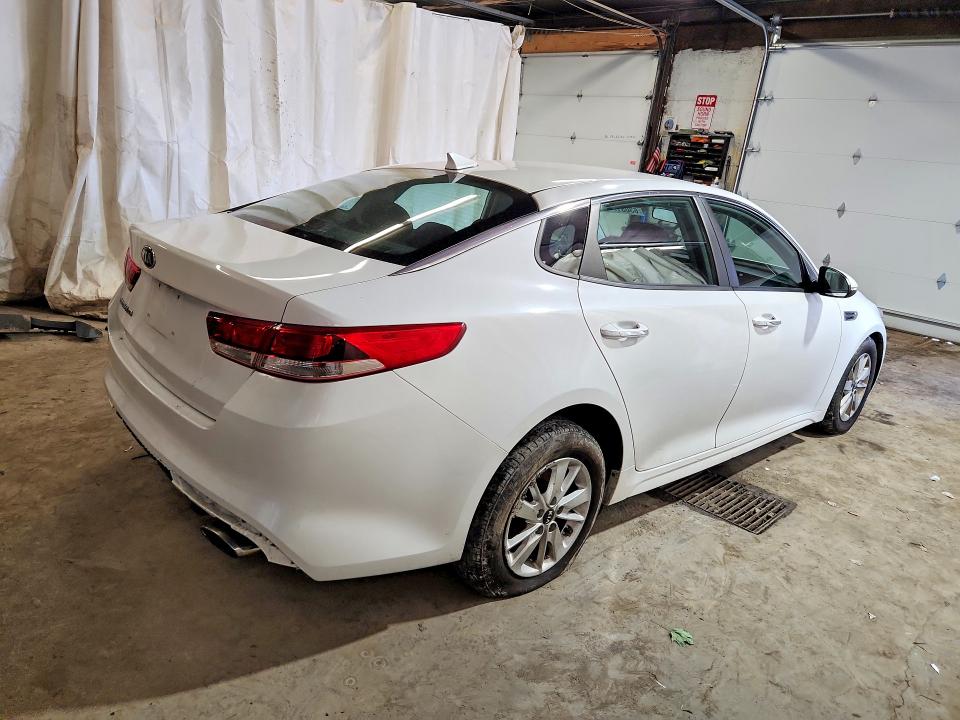 Продажа на аукционе авто 2016 Kia Optima, vin: 5XXGT4L33GG038348, номер лота: 63051716