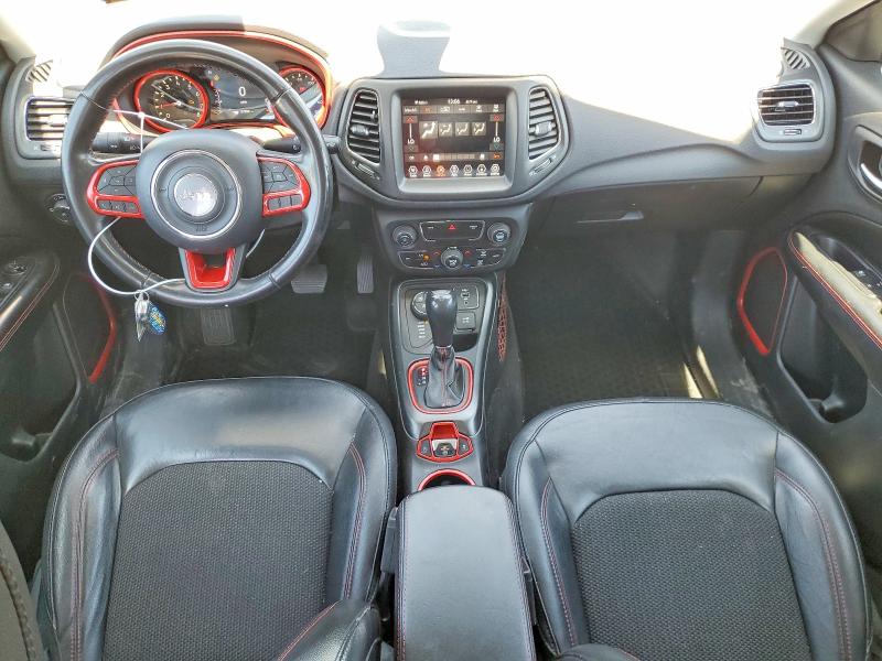 61865076 :رقم المزاد ، 3C4NJDDB8LT106807 vin ، 2020 Jeep Compass مزاد بيع