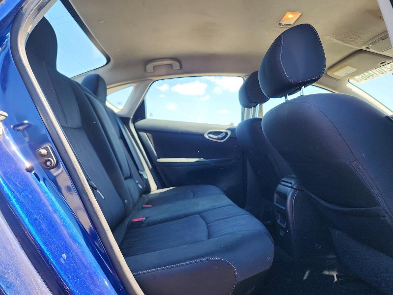 Продажа на аукционе авто 2018 Nissan Sentra, vin: 3N1AB7AP8JL651662, номер лота: 62101446