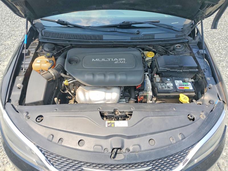 62830716 :رقم المزاد ، 1C3CCCAB8FN741227 vin ، 2015 Chrysler 200 مزاد بيع