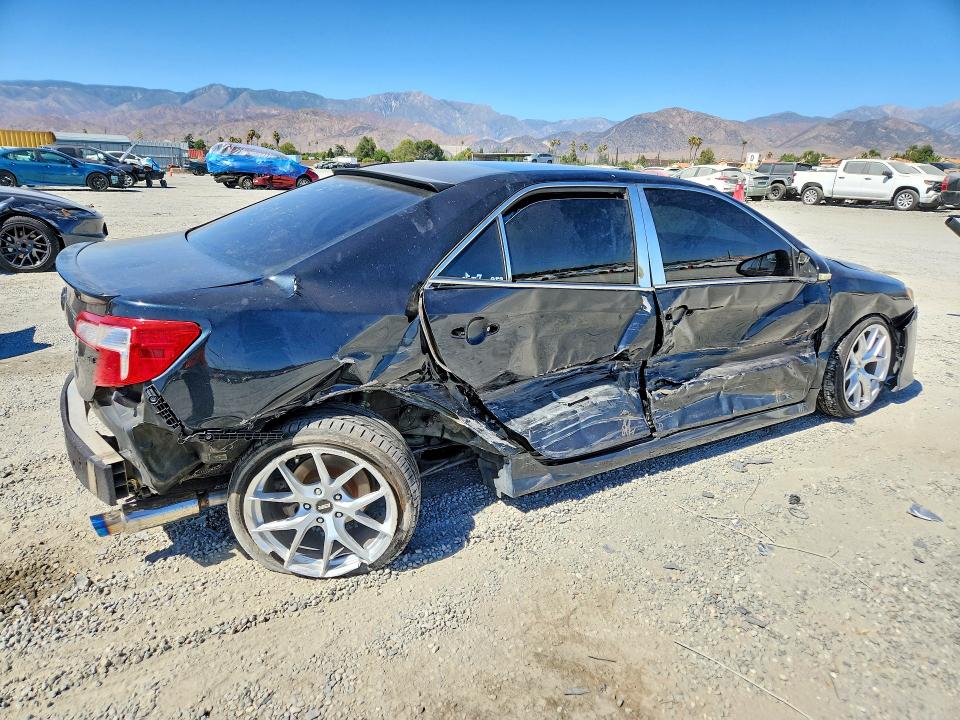 60092096 :رقم المزاد ، 4T1BF1FK6CU188859 vin ، 2012 Toyota Camry مزاد بيع