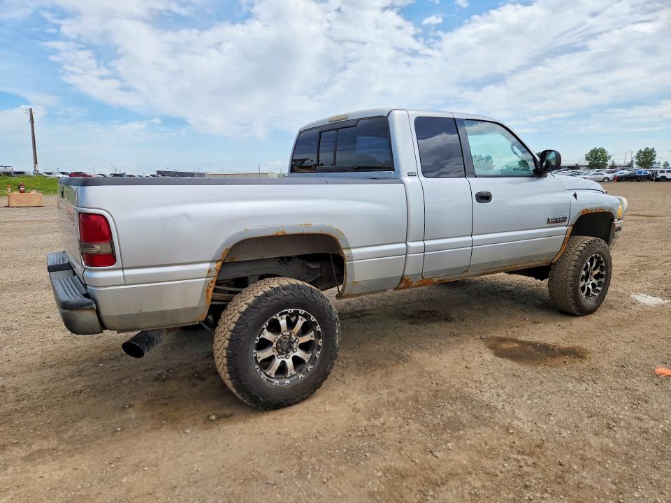 2001 Dodge Ram 2500 მანქანა იყიდება აუქციონზე, vin: 1B7KF237X1J583863, აუქციონის ნომერი: 61566276