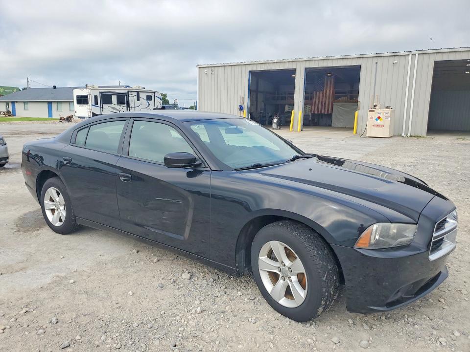 61758776 :رقم المزاد ، 2C3CDXBG6DH555416 vin ، 2013 Dodge Charger مزاد بيع