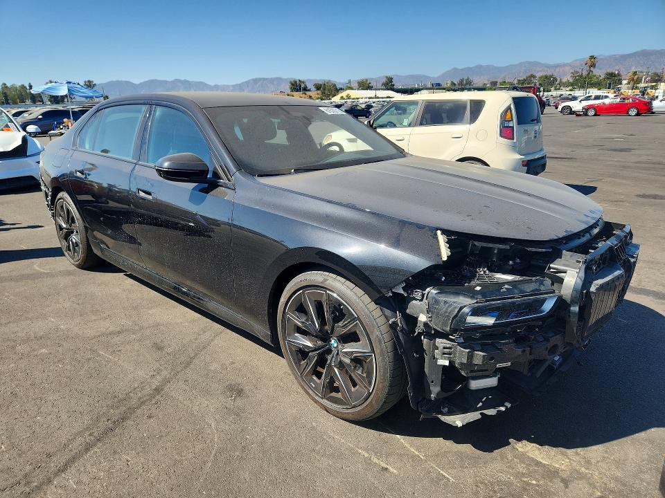 61570716 :رقم المزاد ، WBA23EH01RCR02909 vin ، 2024 Bmw 740 مزاد بيع