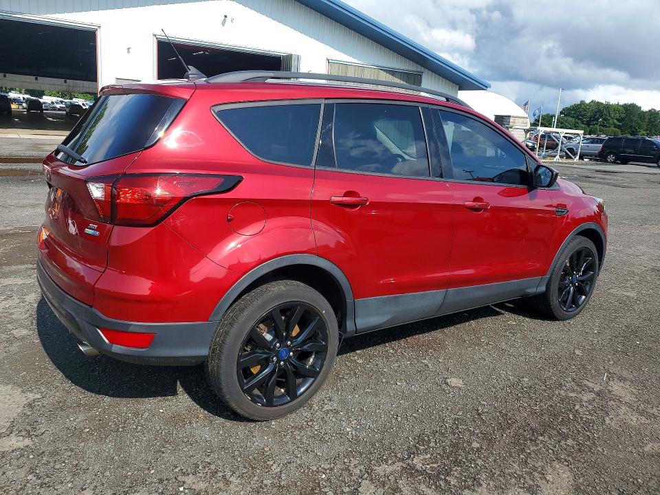 2019 Ford Escape მანქანა იყიდება აუქციონზე, vin: 1FMCU9GD4KUC43509, აუქციონის ნომერი: 63363256