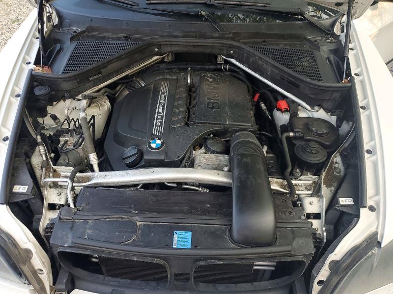 61670466 :رقم المزاد ، 5UXZV4C59BL742551 vin ، 2011 Bmw X5 مزاد بيع