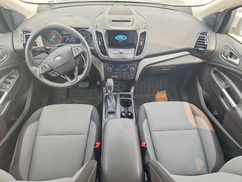 61523626 :رقم المزاد ، 1FMCU9GD7JUC86062 vin ، 2018 Ford Escape مزاد بيع