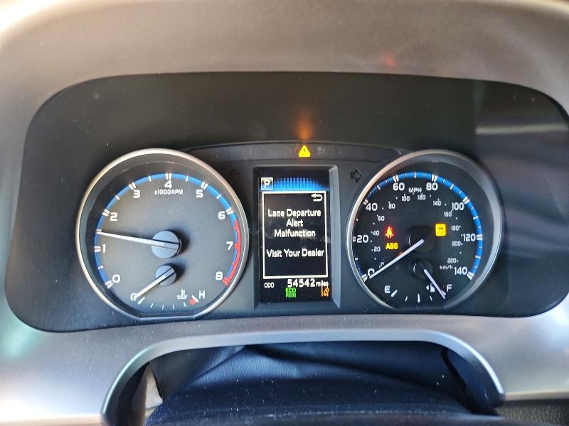 Продажа на аукционе авто 2018 Toyota Rav4, vin: JTMZFREV6JJ203937, номер лота: 62156716